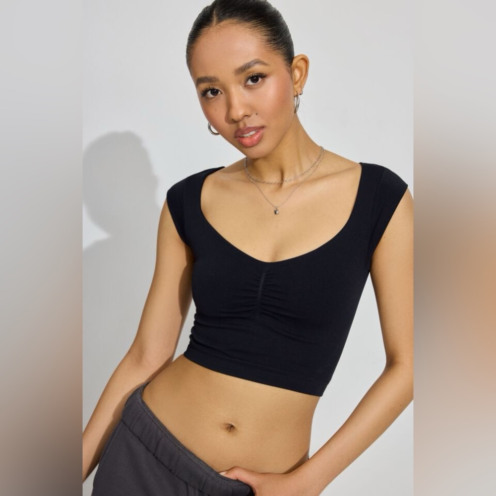 Garage - Seamless Cap Sleeve Top